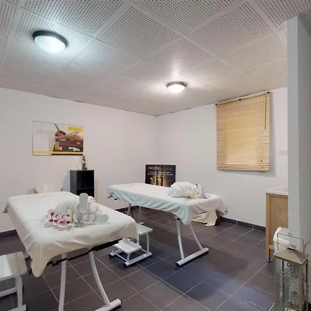 Le Hameau & Piscine 3 Pieces 6pers By Alpvision Residences Orelle